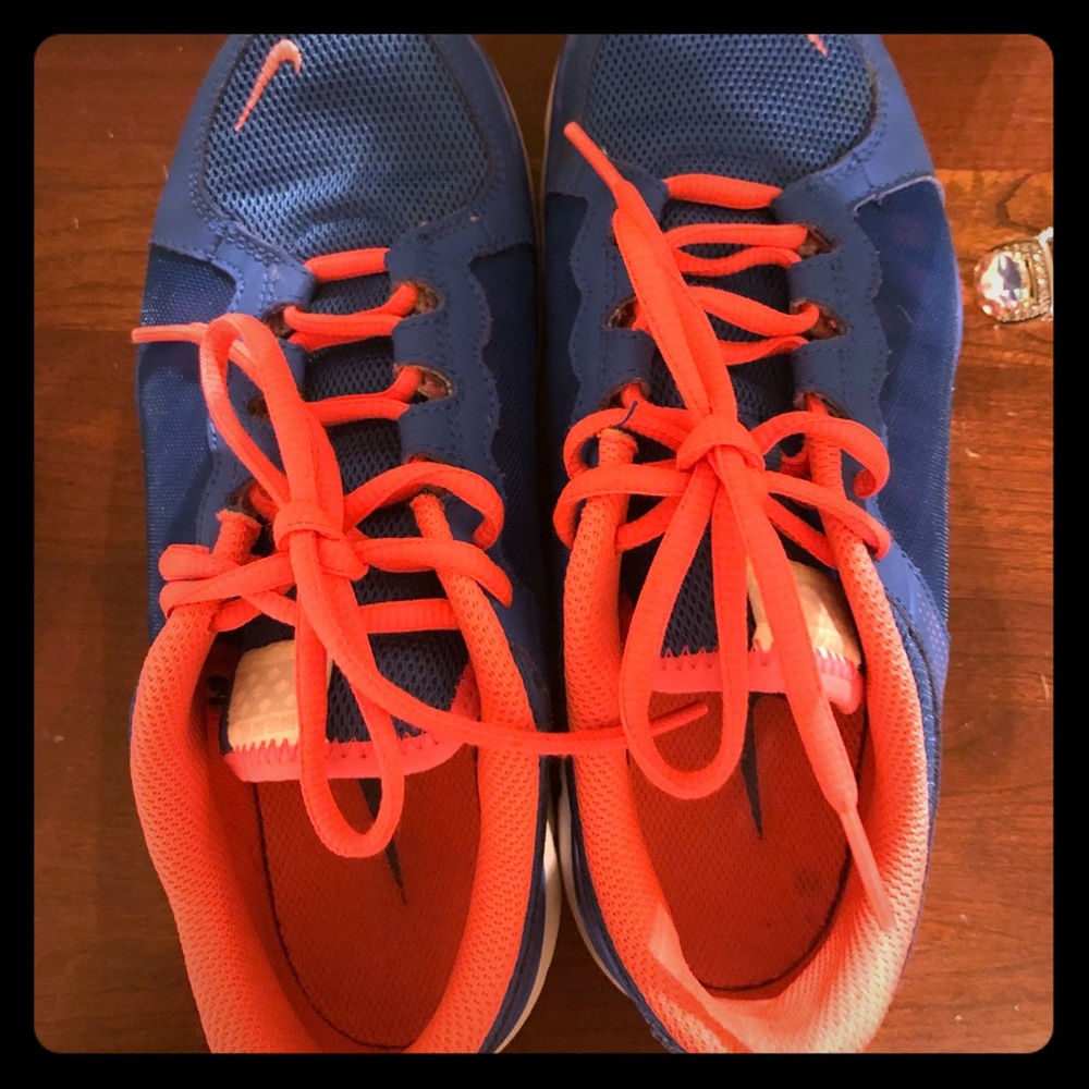 Nike Tennis shoes
